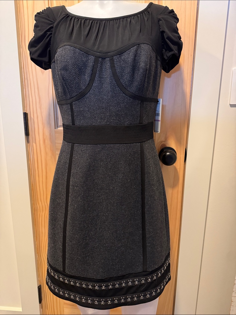 Laundry Shelli Segal Corset Black And Gray Dress.